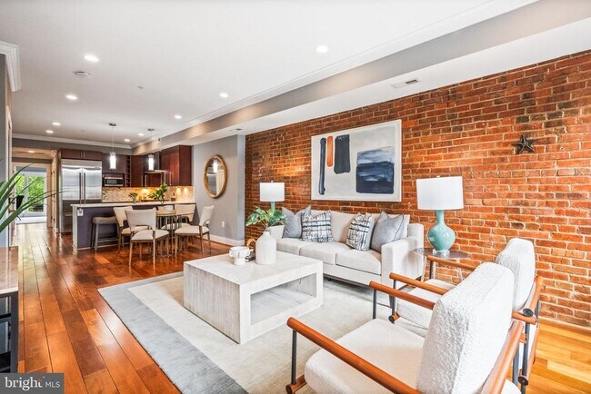 Foto del edificio - 3614 13th St NW