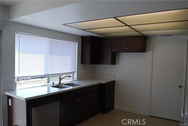 Building Photo - 558 Vista Rambla