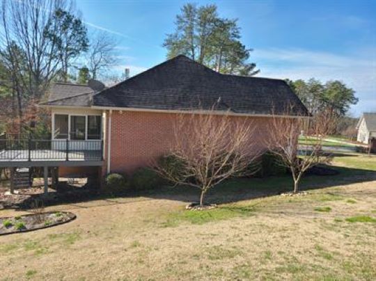 Foto del edificio - 2108 Cherokee Dr