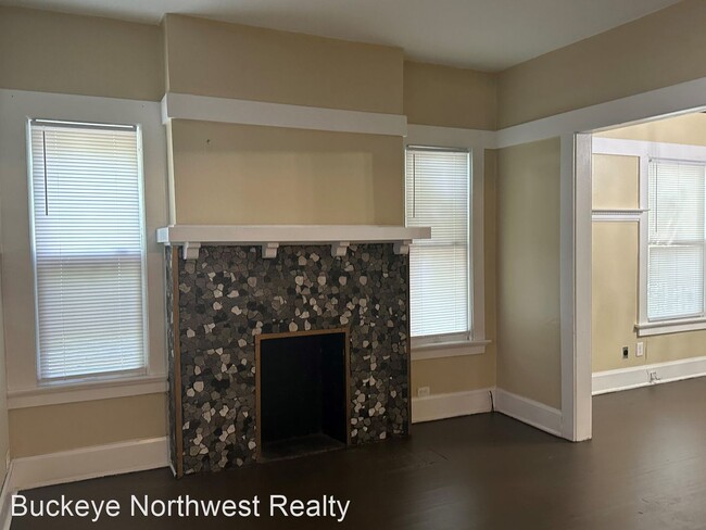 Building Photo - 4 br, 1 bath House - 1809 Lawrence Ave