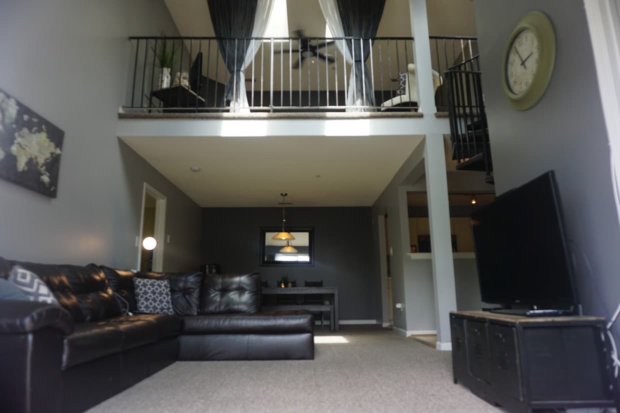 Primary Photo - 12903 Churchill Ridge Cir
