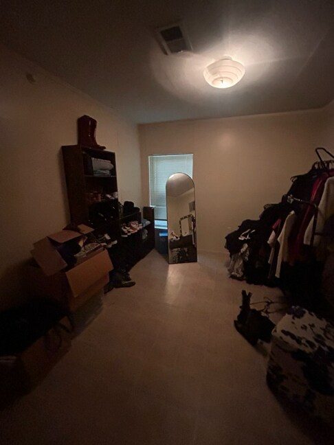Foto del edificio - 16482 Eastchase St