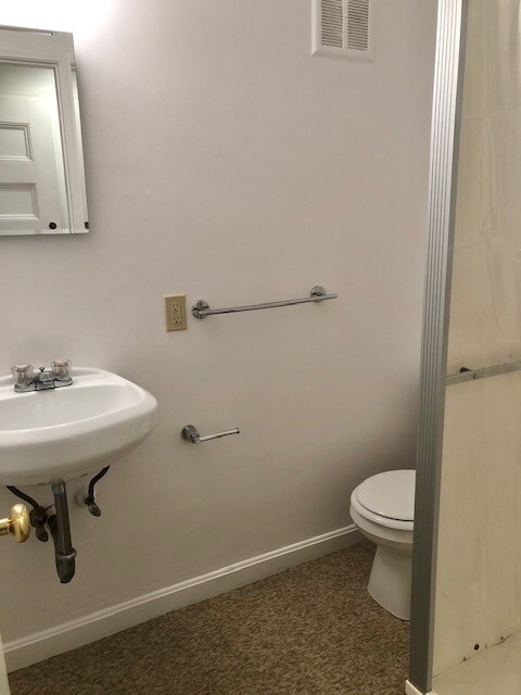 Building Photo - 854 Beacon St