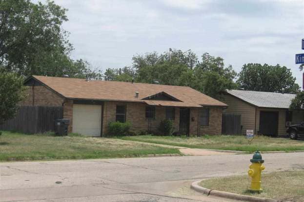 Building Photo - 1443 Deville St