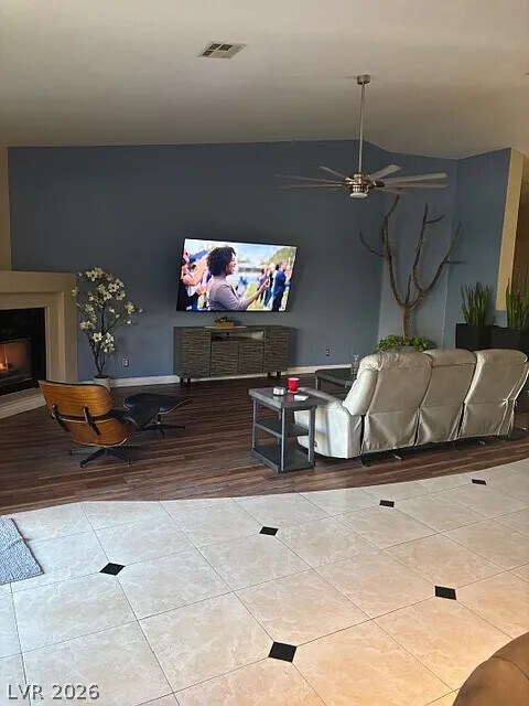 Foto del edificio - 518 Dawn Cove Dr