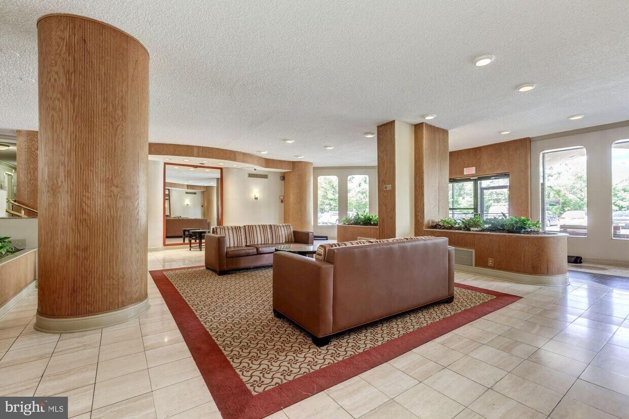 2500 N Van Dorn St Unit 1013, Alexandria, VA 22302 Condo for Rent in