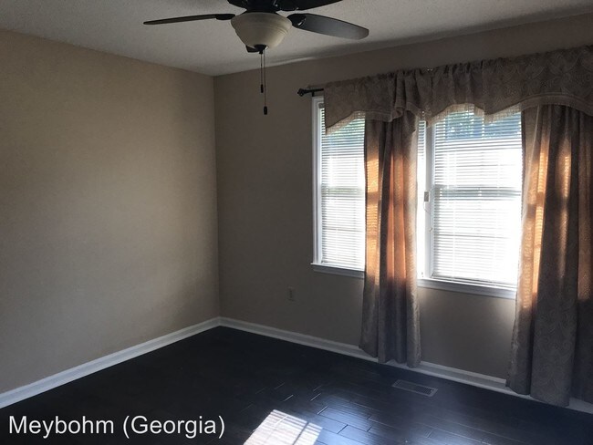 Building Photo - 4 br, 3 bath House - 813 Quail Court