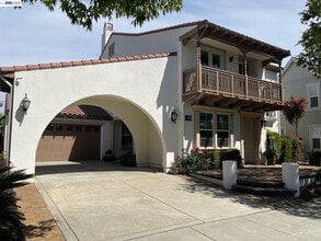 Building Photo - 3124 Sweetviolet Dr