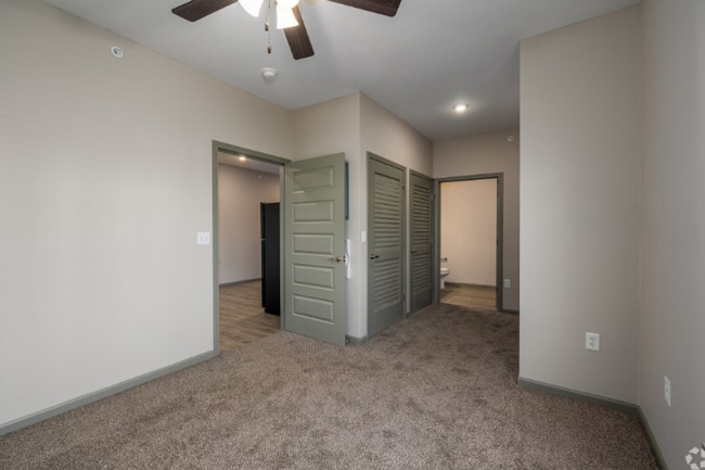 Interior Photo - Walker Heights