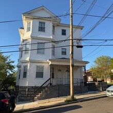 Building Photo - 58 Prospect St