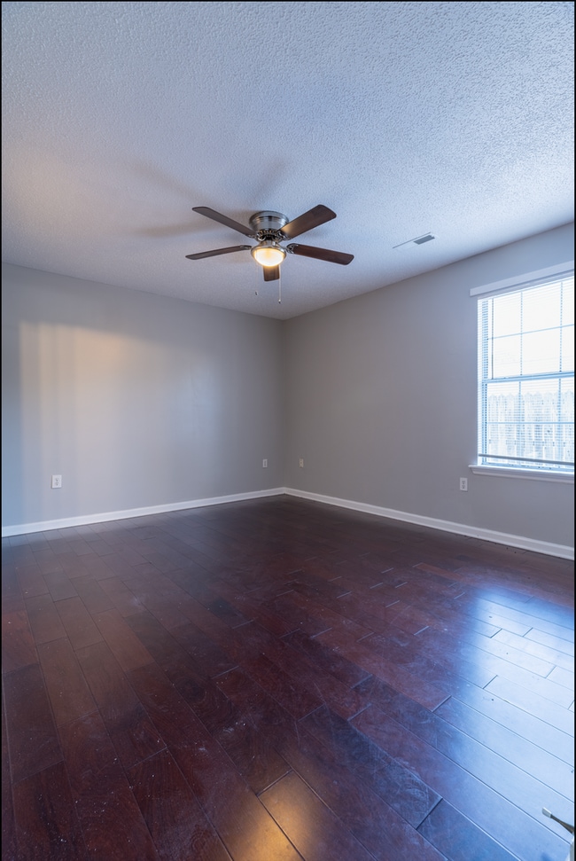 Building Photo - See What's to Offer at Tonyota Court! Now Pre-Leasing!