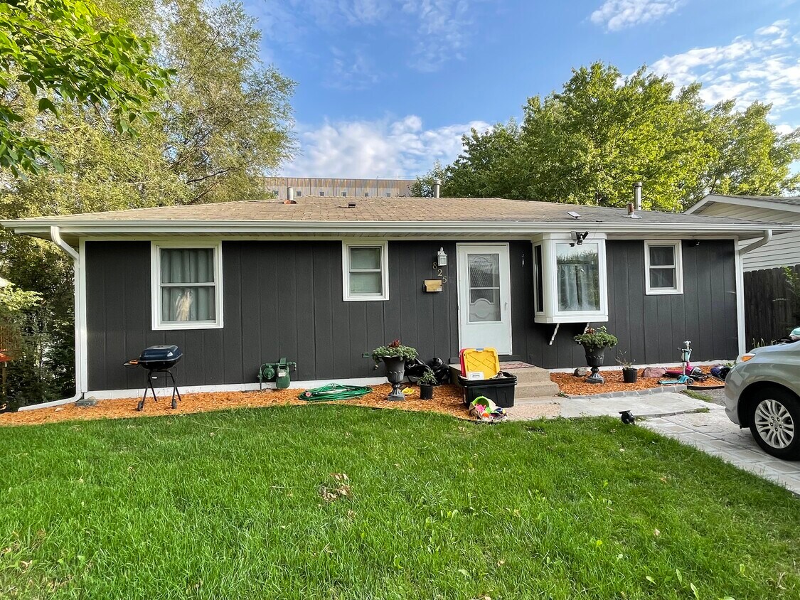825 4th Ave W, Shakopee, MN 55379 House for Rent in Shakopee, MN