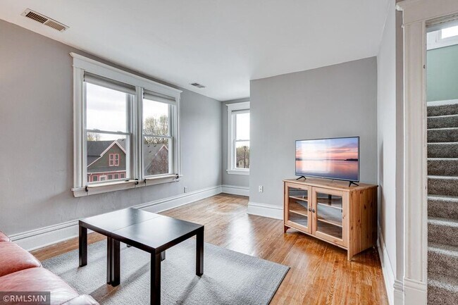 Foto del edificio - 1113 26th Ave NE