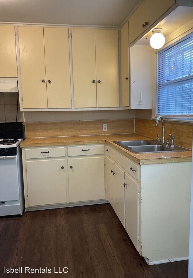 Foto del edificio - 3 br, 1 bath House - 1004 Nolan Avenue