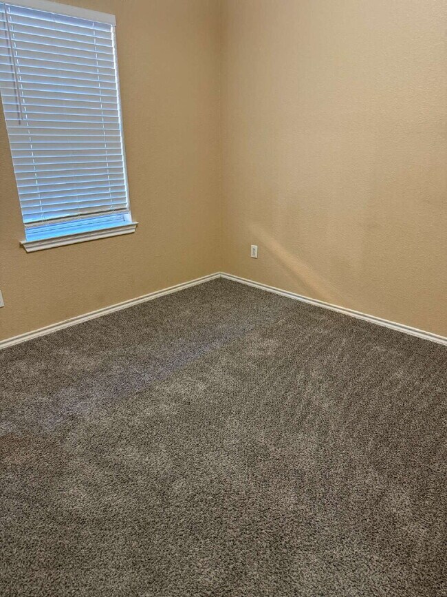 Foto del edificio - 1245 Redman Ave