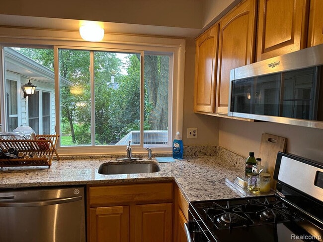 Building Photo - 22734 Chestnut Tree