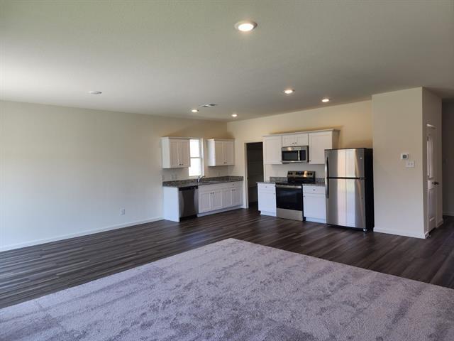 Foto del edificio - 4921 Weymouth Dr