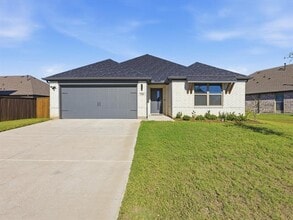 Building Photo - 530 Chambers Wy Dr