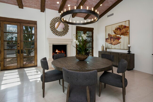 Foto del edificio - 9024 N Kober Rd