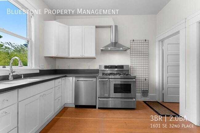 Foto del edificio - 1601 SE 32nd Pl