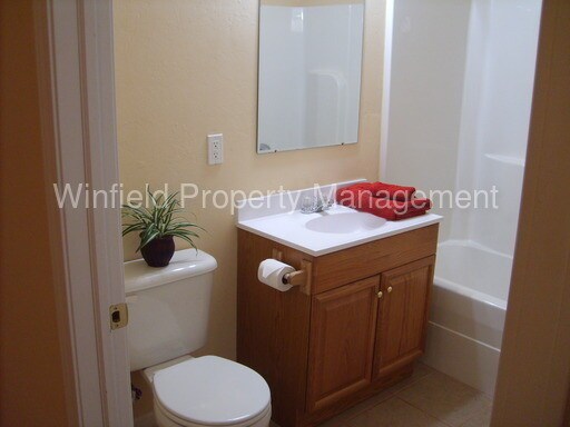 Foto del edificio - 3398 E 6th Ave