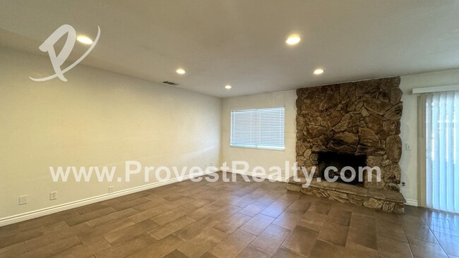 Building Photo - 2 Bedroom 2 Bathroom Spring Valley Lake Ho...