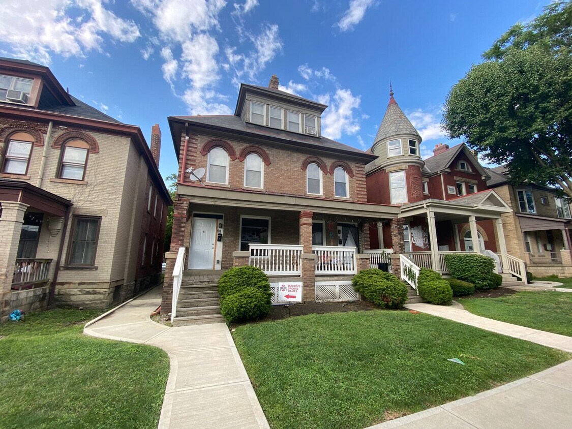 Primary Photo - W 10th Ave 56-58 NCR