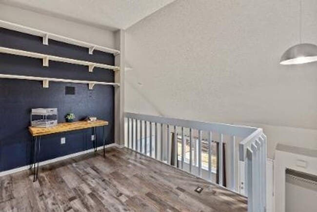 Building Photo - 5555 Denmark Ct