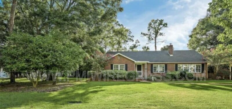 Primary Photo - 109 Warren Rd