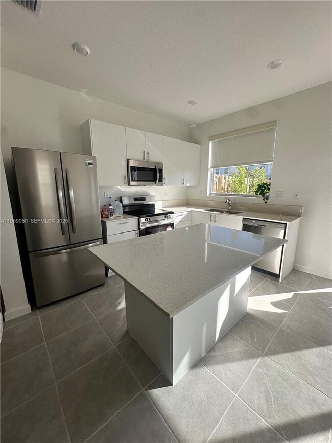 Foto del edificio - 2616 SE 28th Dr