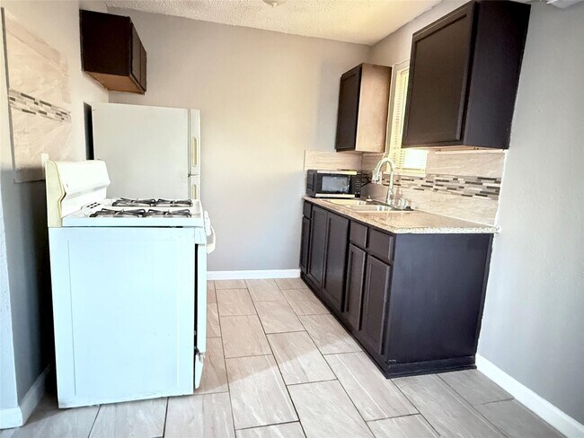 Foto del edificio - 5418 Weaver Rd