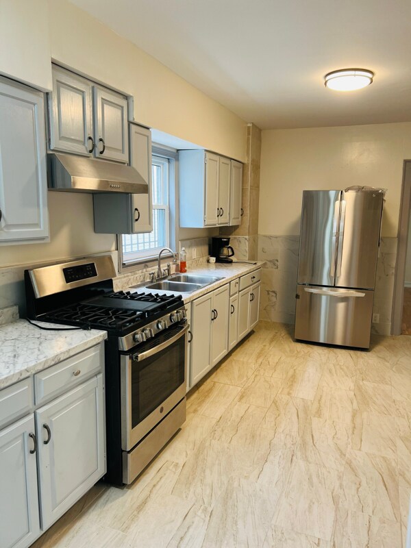 Foto del edificio - 291 Wohlers Ave