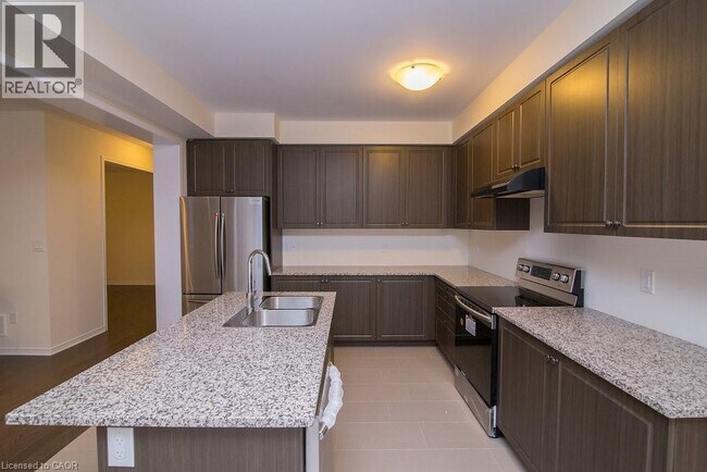 Photo du bâtiment - 43 Galloway Ave