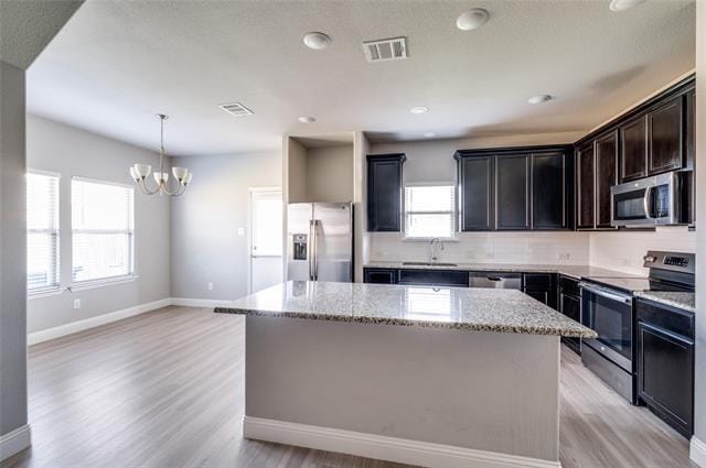 Building Photo - 5002 Villas Dr