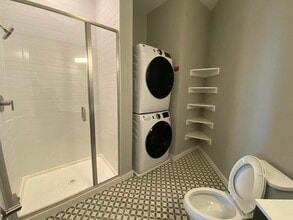 Interior Photo - ONE501