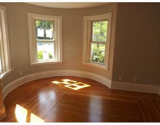 Foto del edificio - 1253 Massachusetts Ave