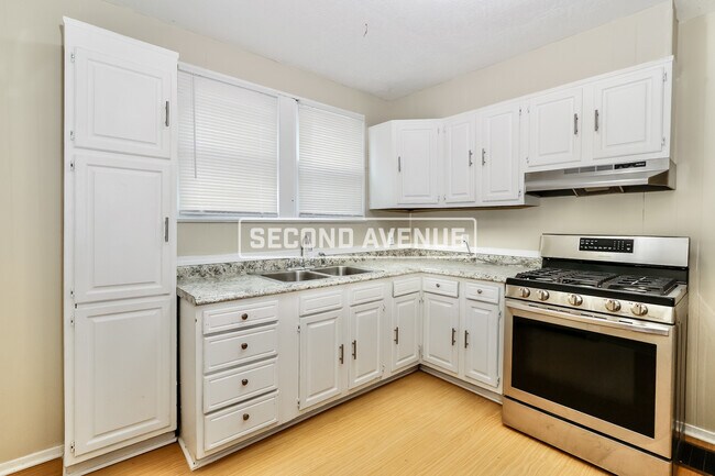 Foto del edificio - 833 S 38th St