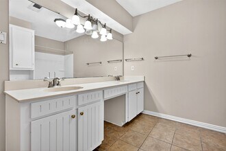 Building Photo - 6030 Gallant Forest Dr