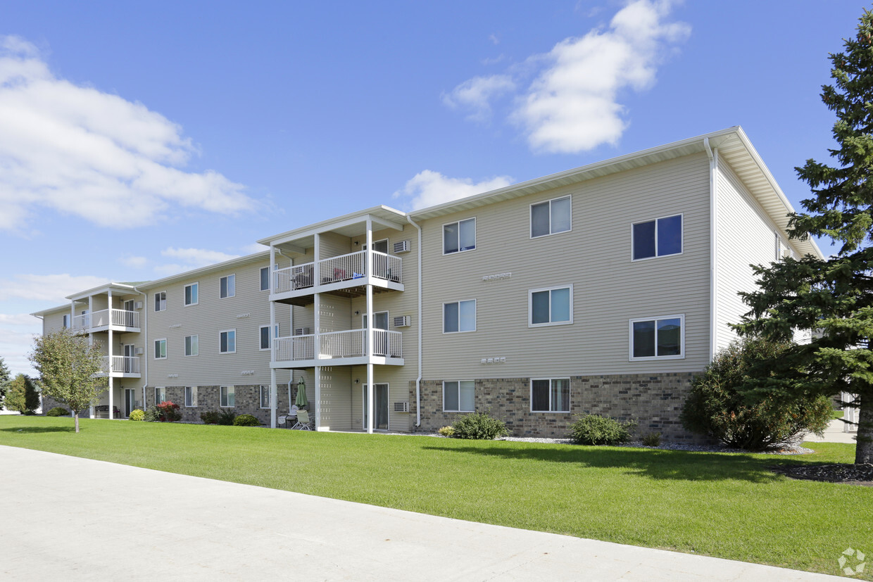 Primary Photo - Amber Valley Apartments