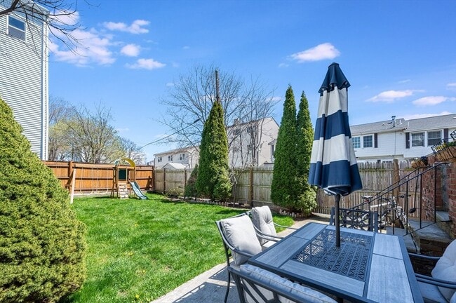 Photo - 64 Parker St Apartment