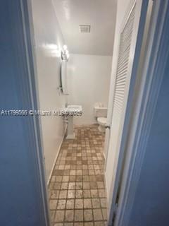 Building Photo - 2811 Indian Creek Dr