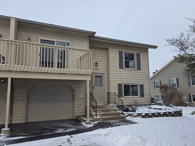 Building Photo - 10268 Parkedge Cir