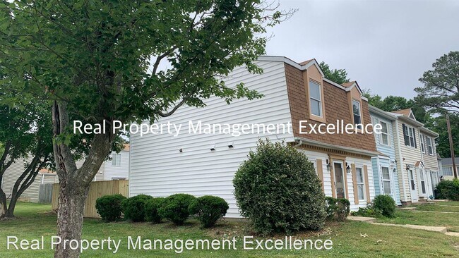 Foto del edificio - 3 br, 2.5 bath House - 8256 McGuire Dr