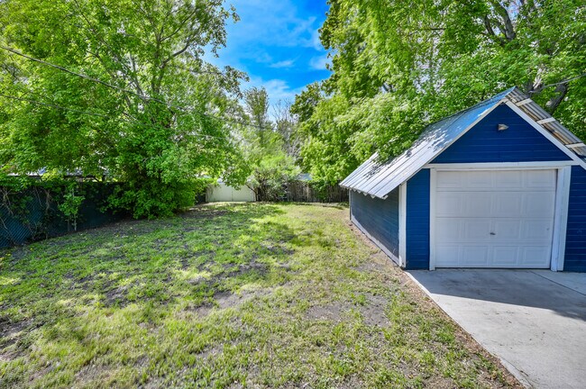 Foto del edificio - 369 N 300 W