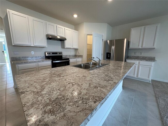 Building Photo - 455 Boardwalk Ave