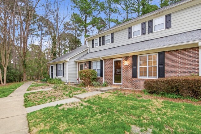 Foto del edificio - 10 Hartford Ct