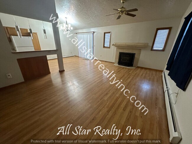 Building Photo - 6841 Tamir Ave - Duplex for Rent