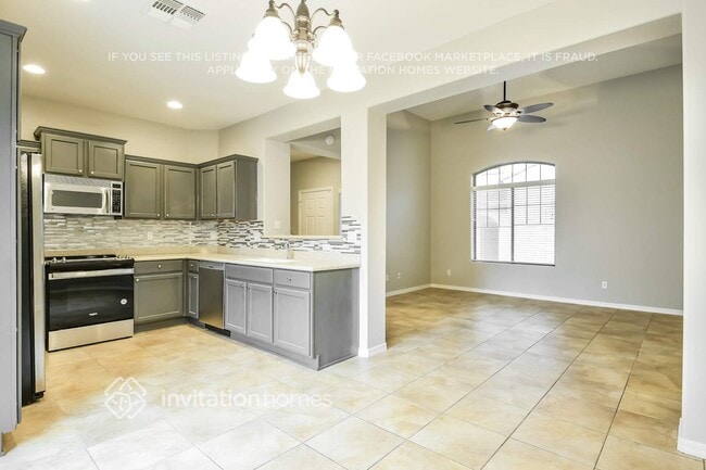 Building Photo - 26412 N 53rd Glen