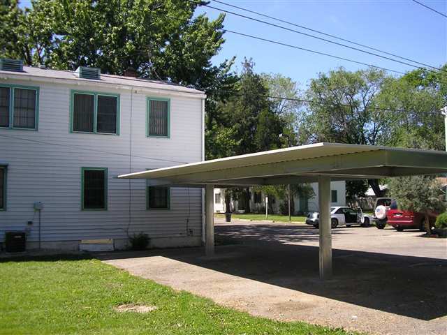 Building Photo - 3906 Pershing Dr