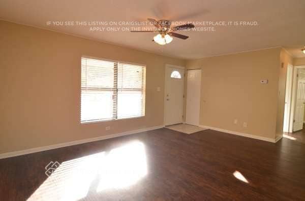 Building Photo - 2417 Devonwoode Pl